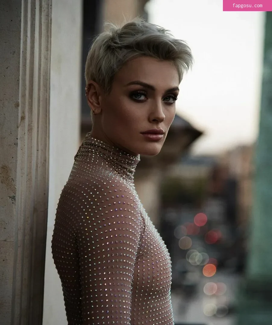 Wallis Day
