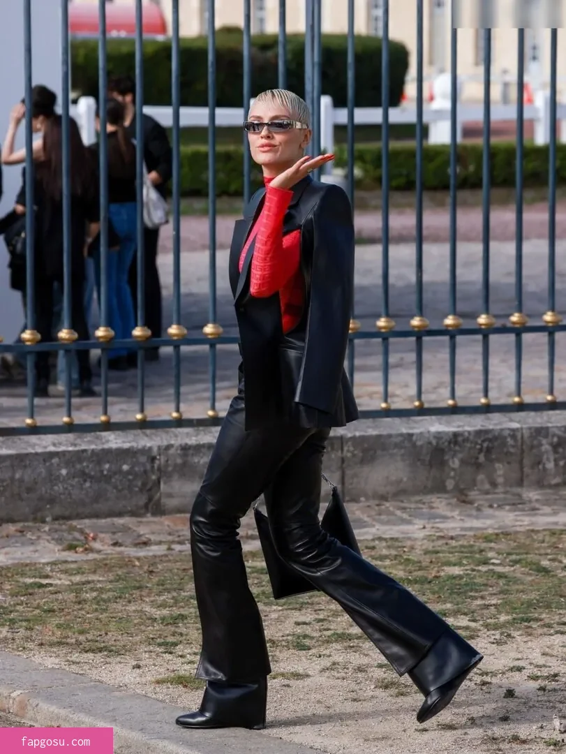 Wallis Day