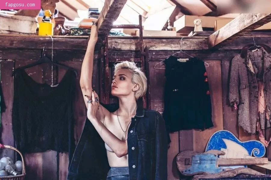 Wallis Day