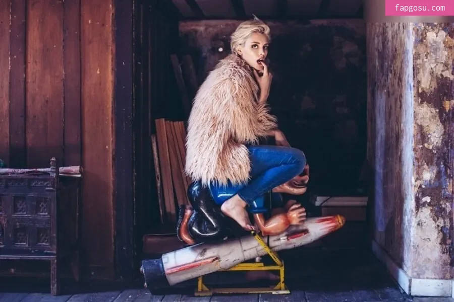 Wallis Day