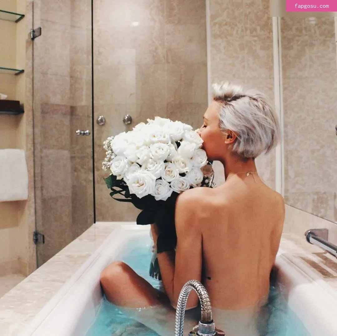 Wallis Day