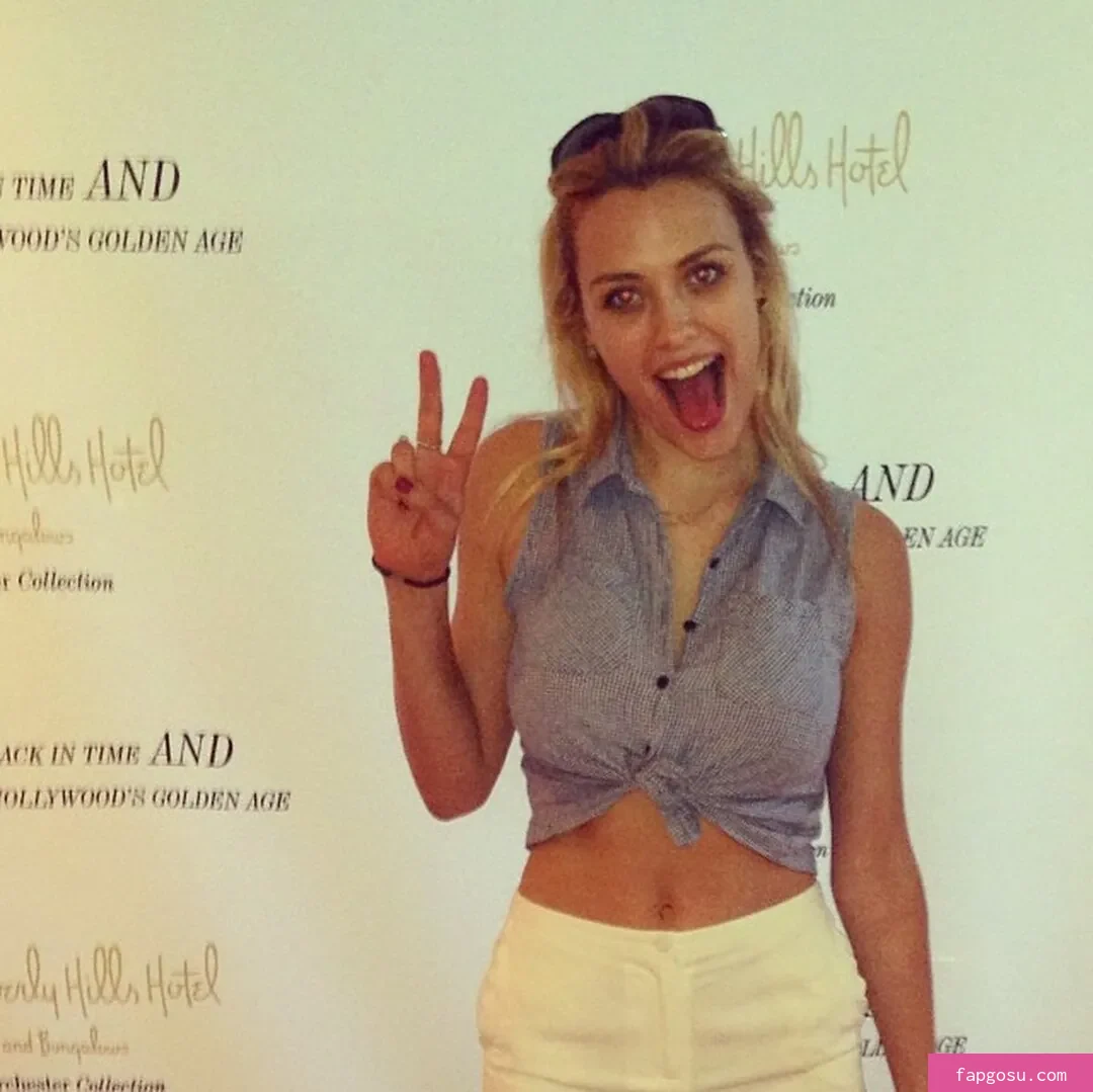 Wallis Day