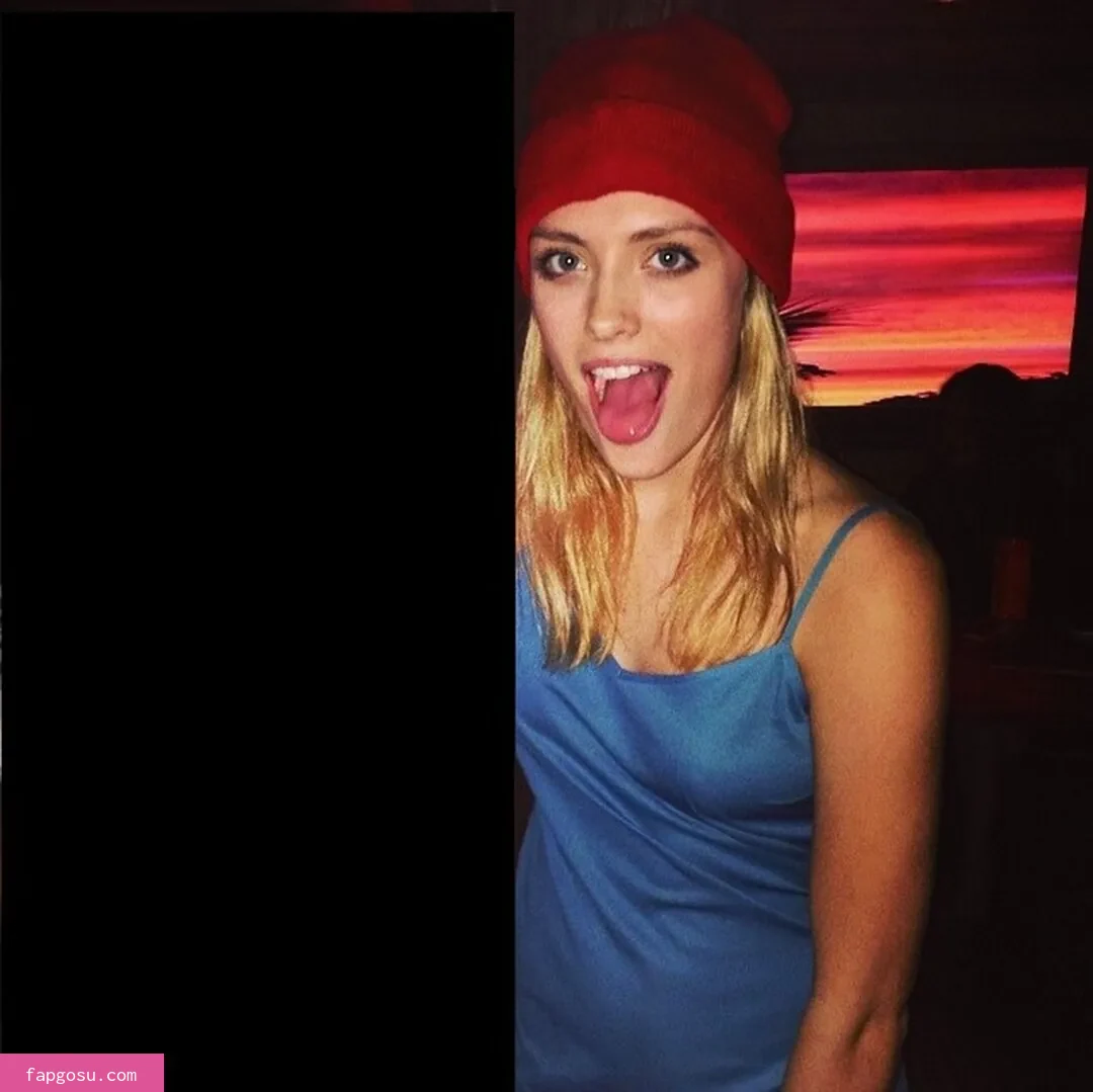 Wallis Day