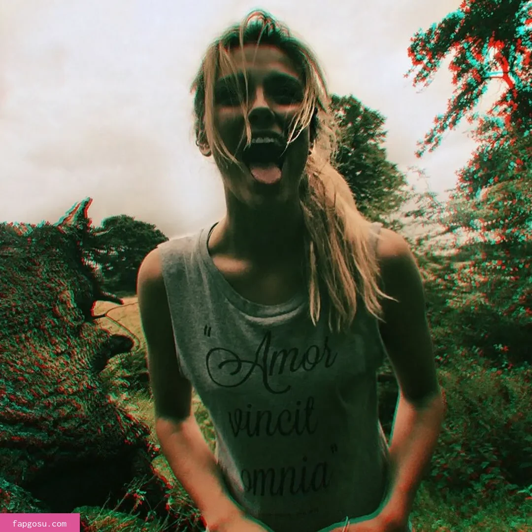 Wallis Day