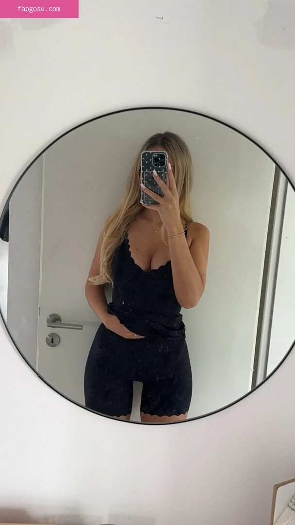 Wieke Langanke
