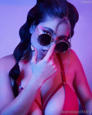 Wanda Potts content
