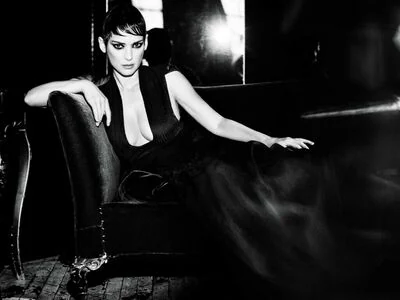 Winona Ryder content