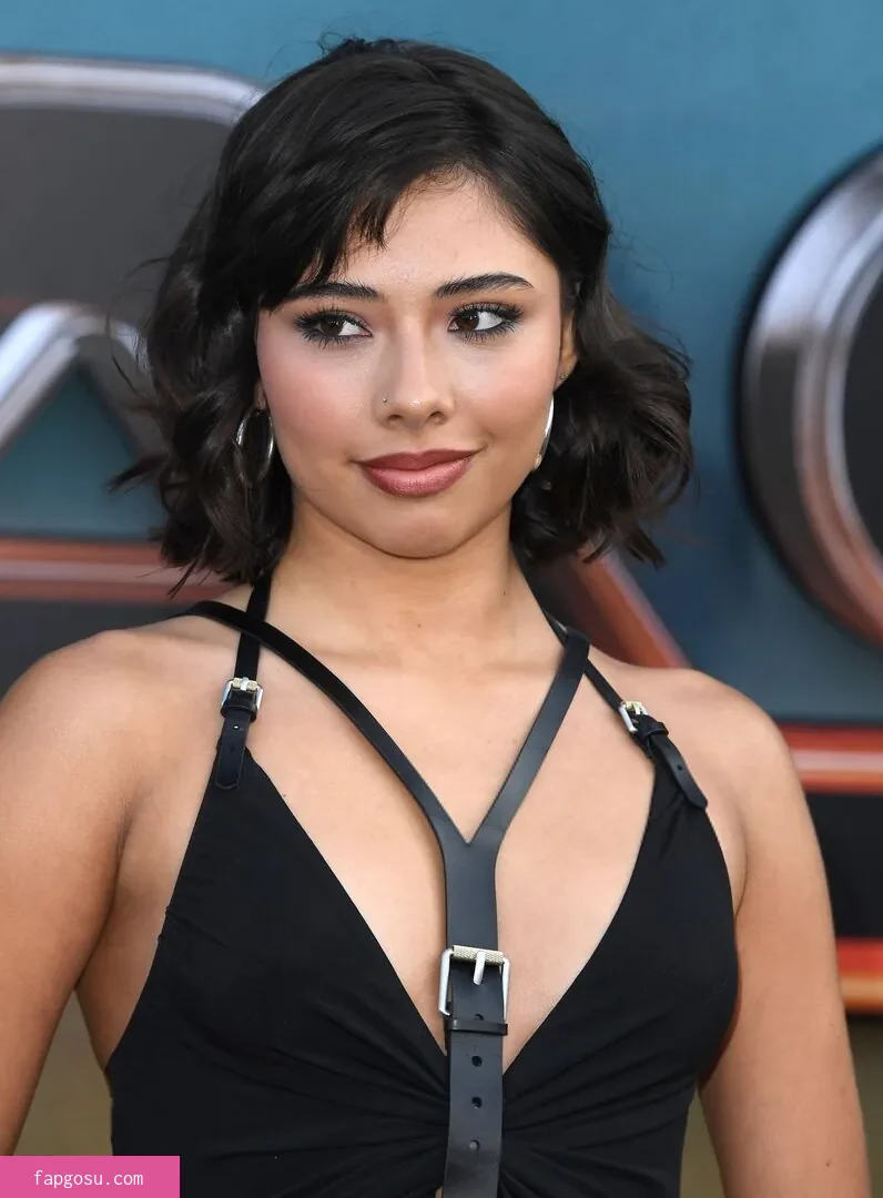 Xochitl Gomez