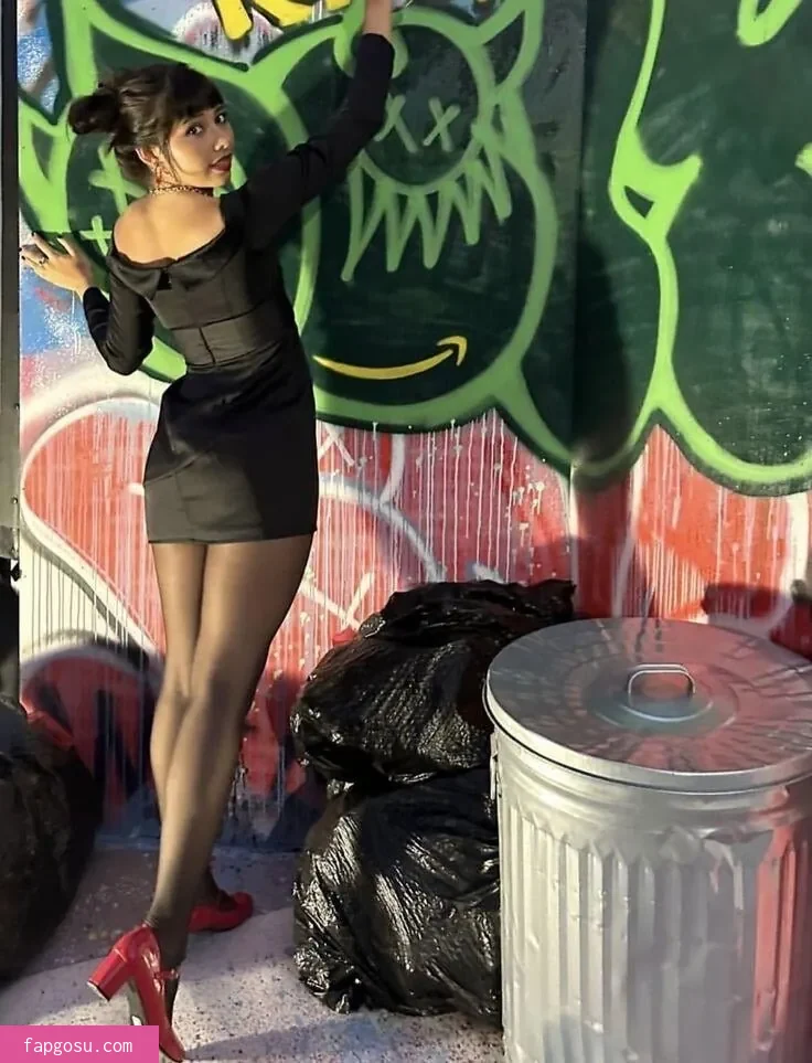 Xochitl Gomez