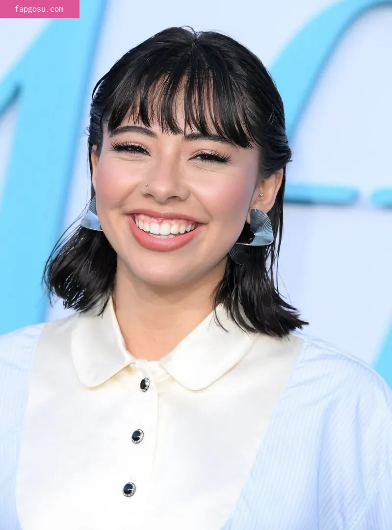 Xochitl Gomez