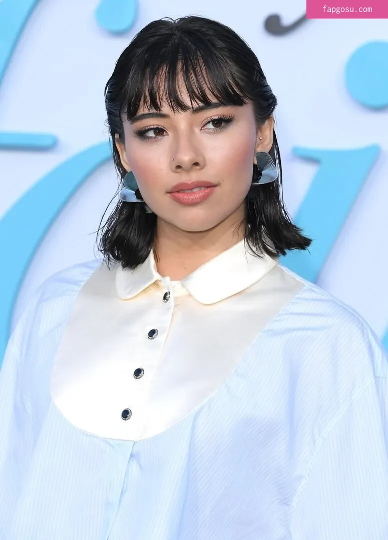 Xochitl Gomez