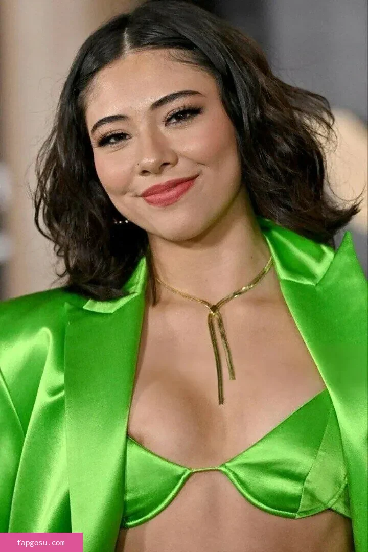 Xochitl Gomez