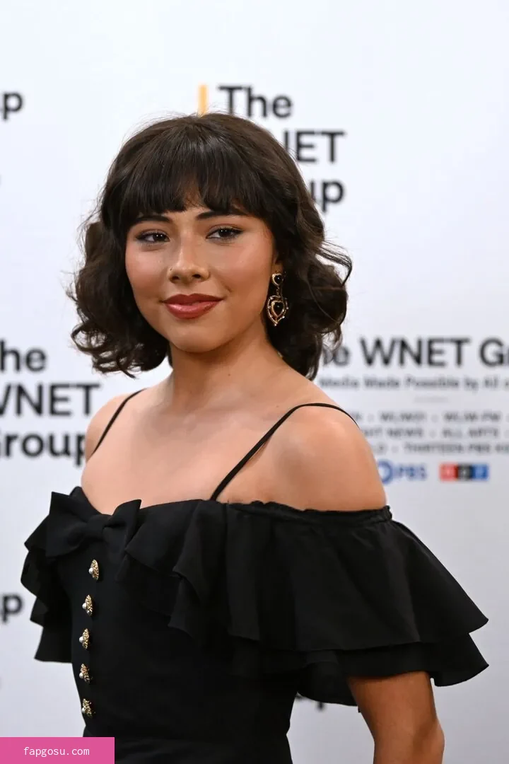 Xochitl Gomez