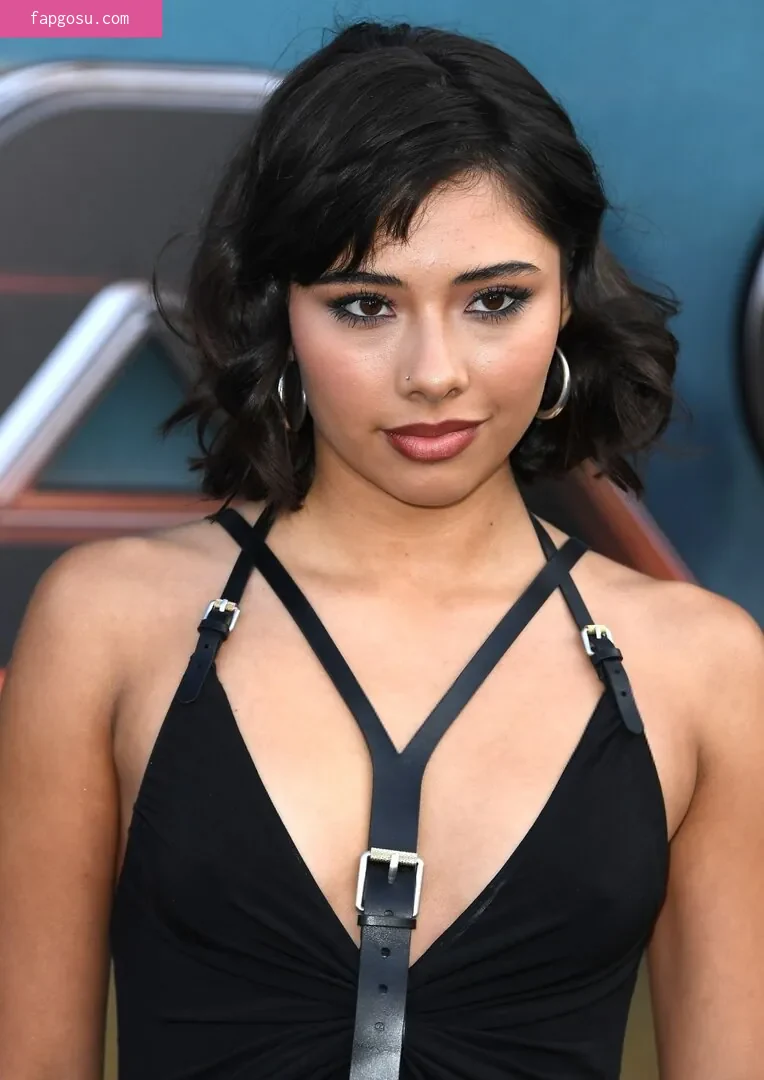 Xochitl Gomez