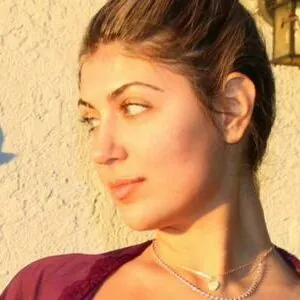 Xv.Kayla