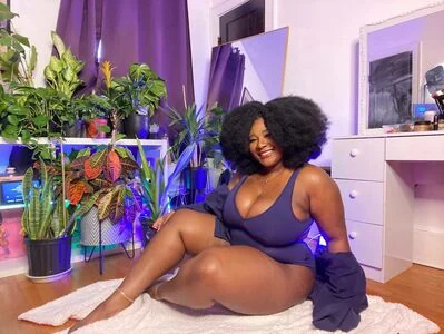 Xmiramira content