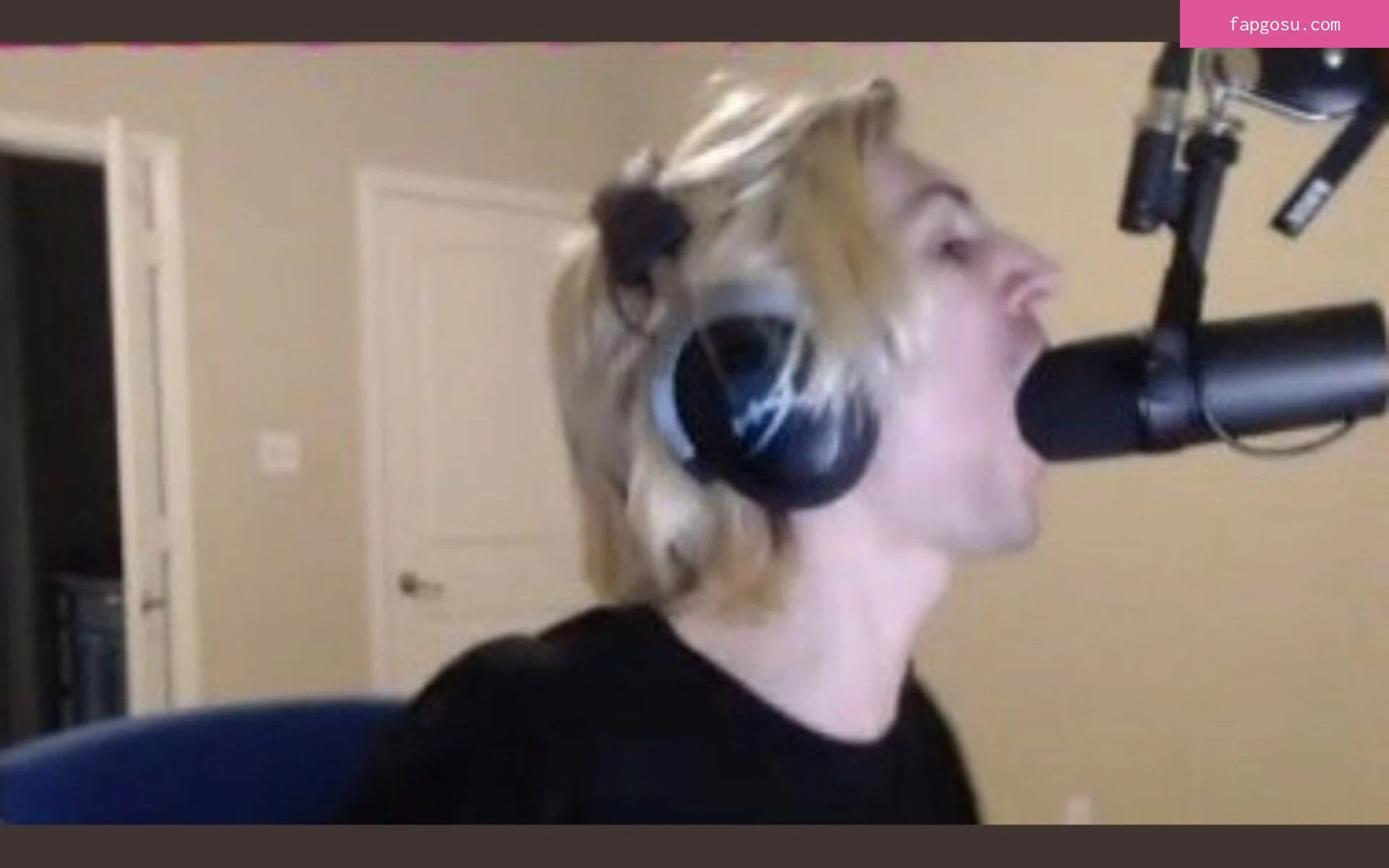 xqcow1