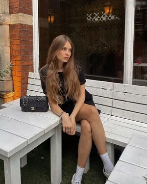 Xenia Tchoumitcheva content