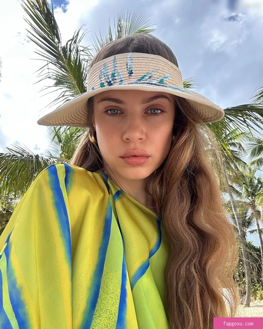 Xenia Tchoumitcheva