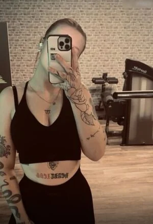 Xenia Tina Marie content