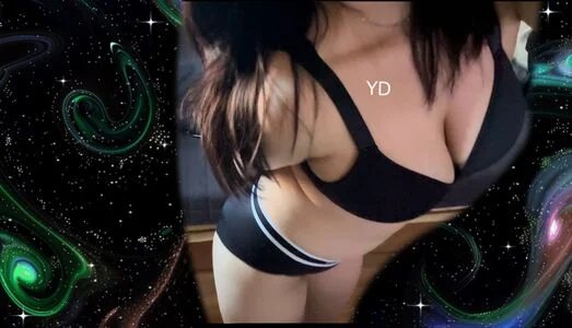 YD ASMR content