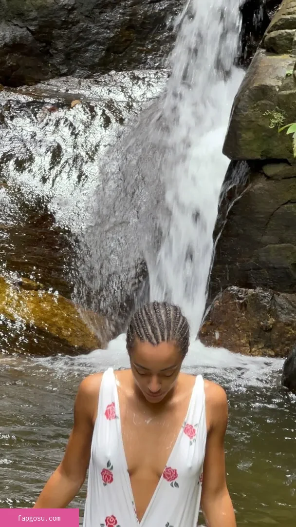 Yara Charry