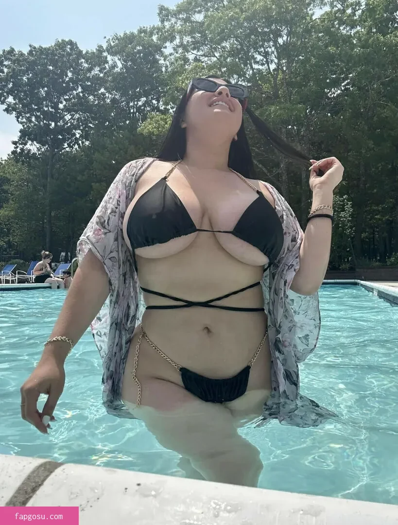 Yesenia Castillo