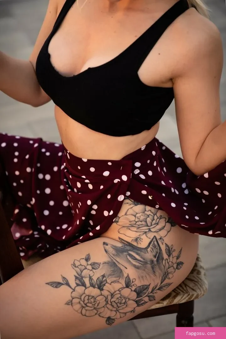 Yuliya Fox
