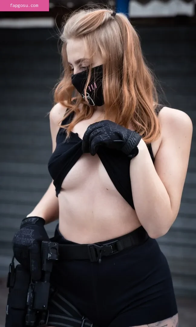 Yuliya Fox
