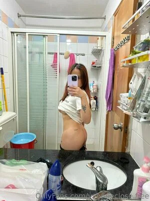 yvonneclose.free content