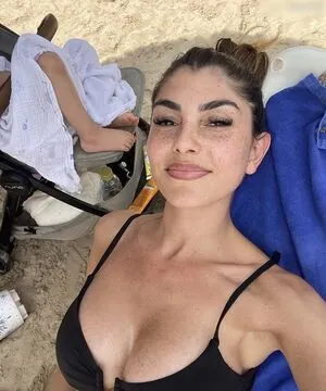 Yeliz Koc