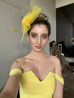 Yanellis Linares content