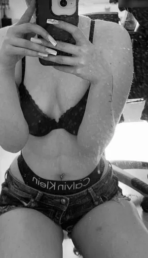 yhl.lara / Lara Reichardt / privat.shit.von.lara content