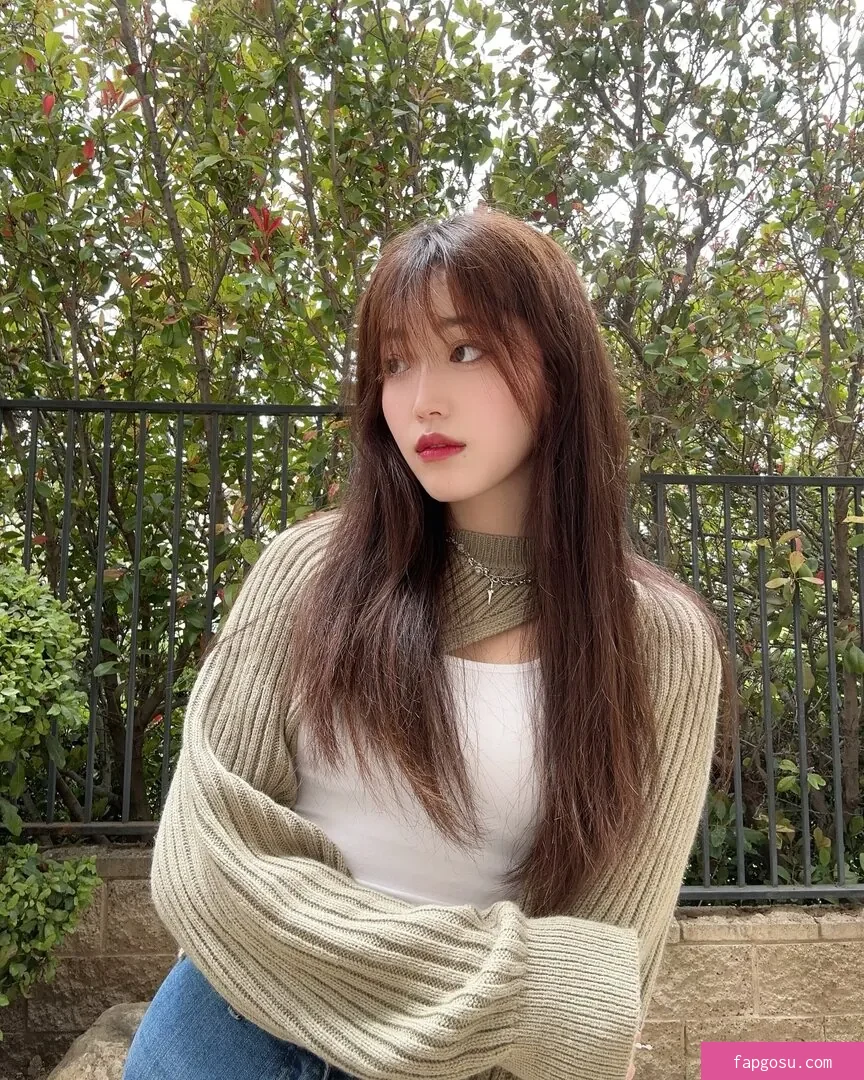 Yoojin