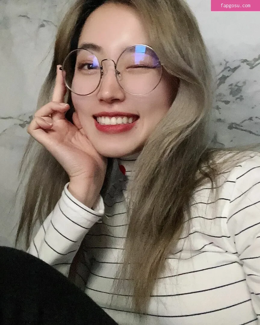 Yoojin