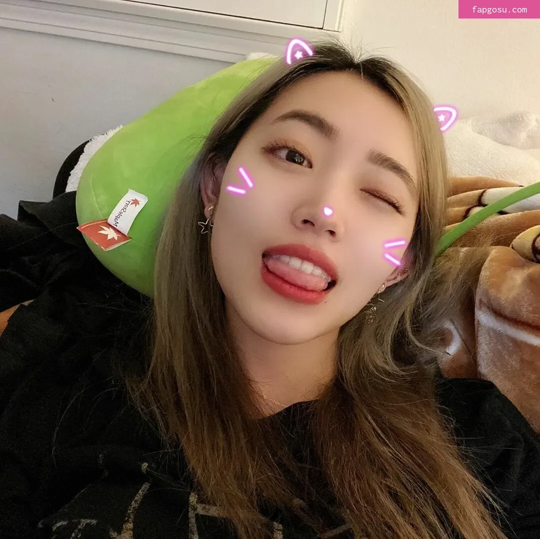 Yoojin