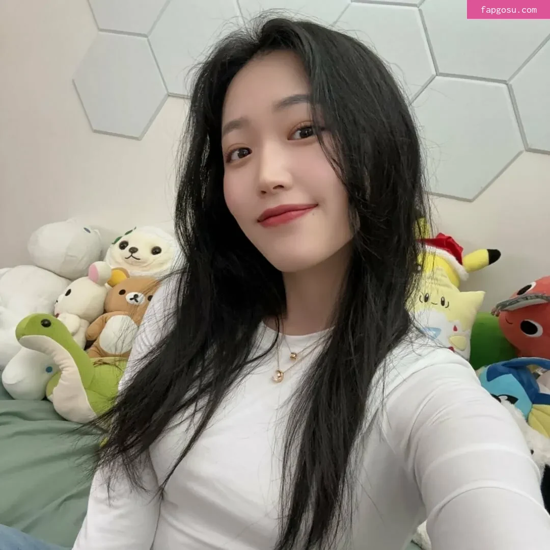 Yoojin