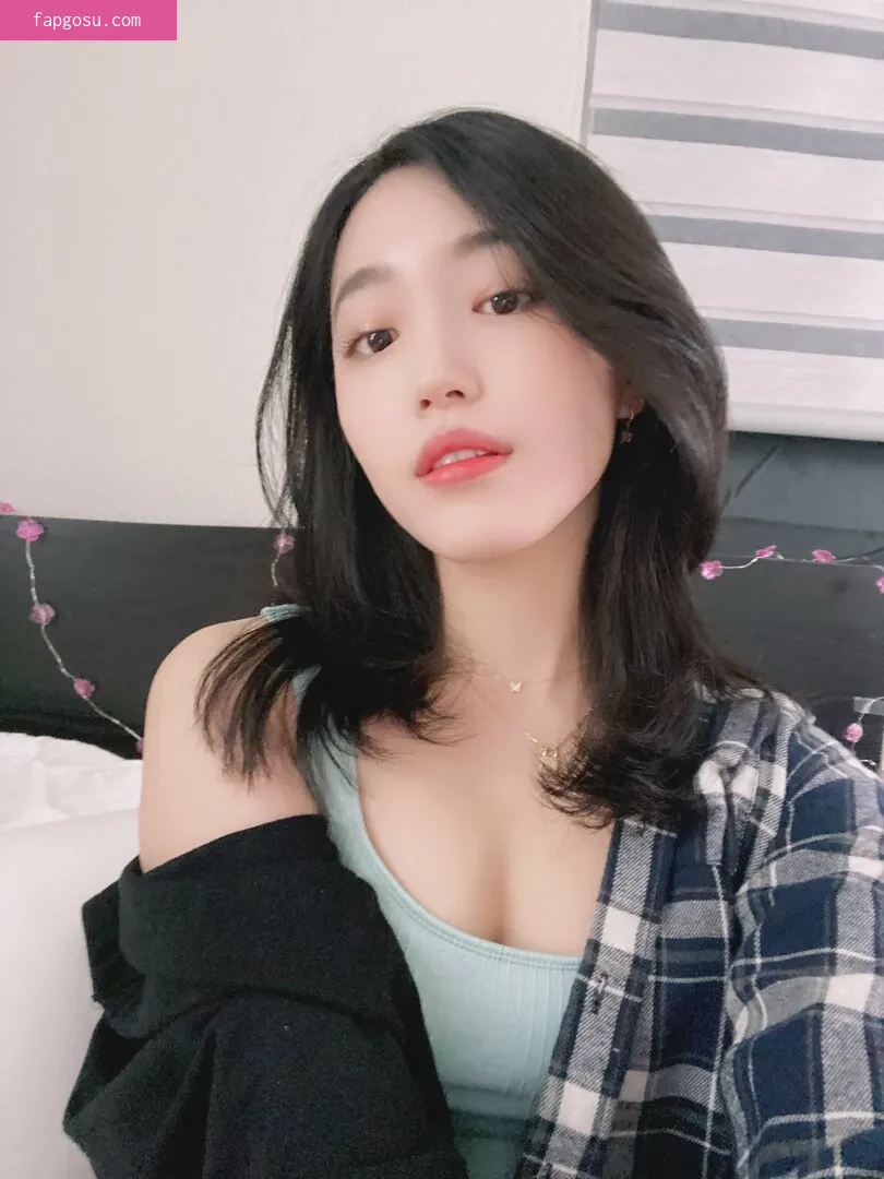 Yoojin