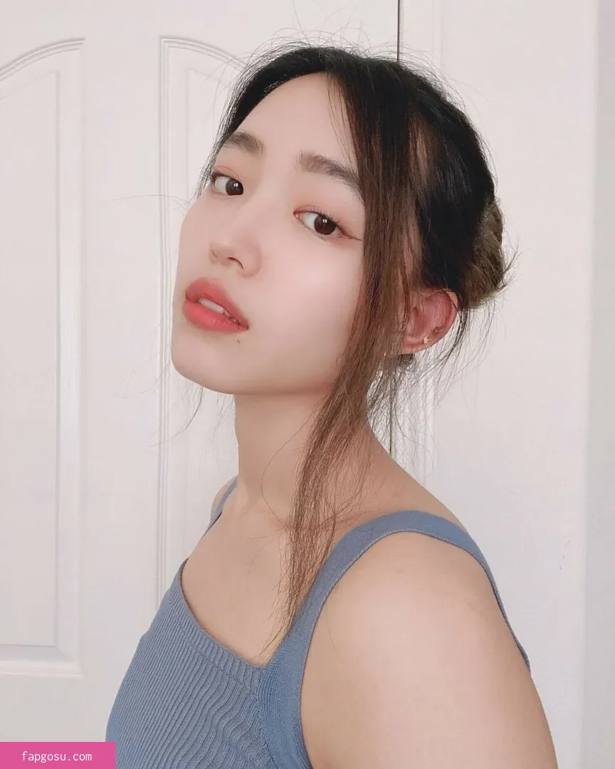 Yoojin