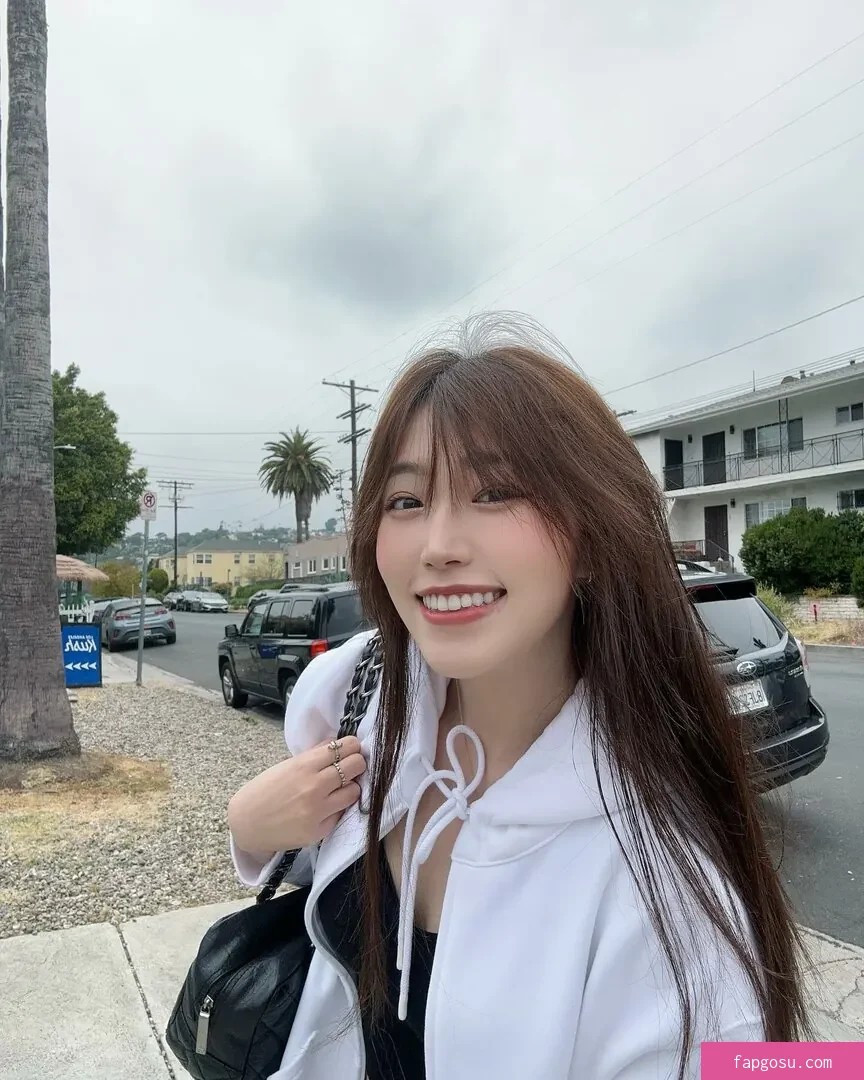 Yoojin