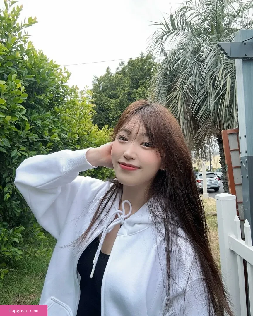 Yoojin