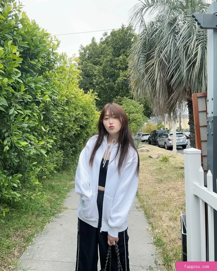 Yoojin