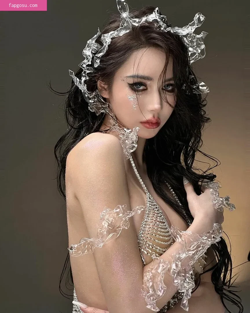 Yuan Sayuki Weme