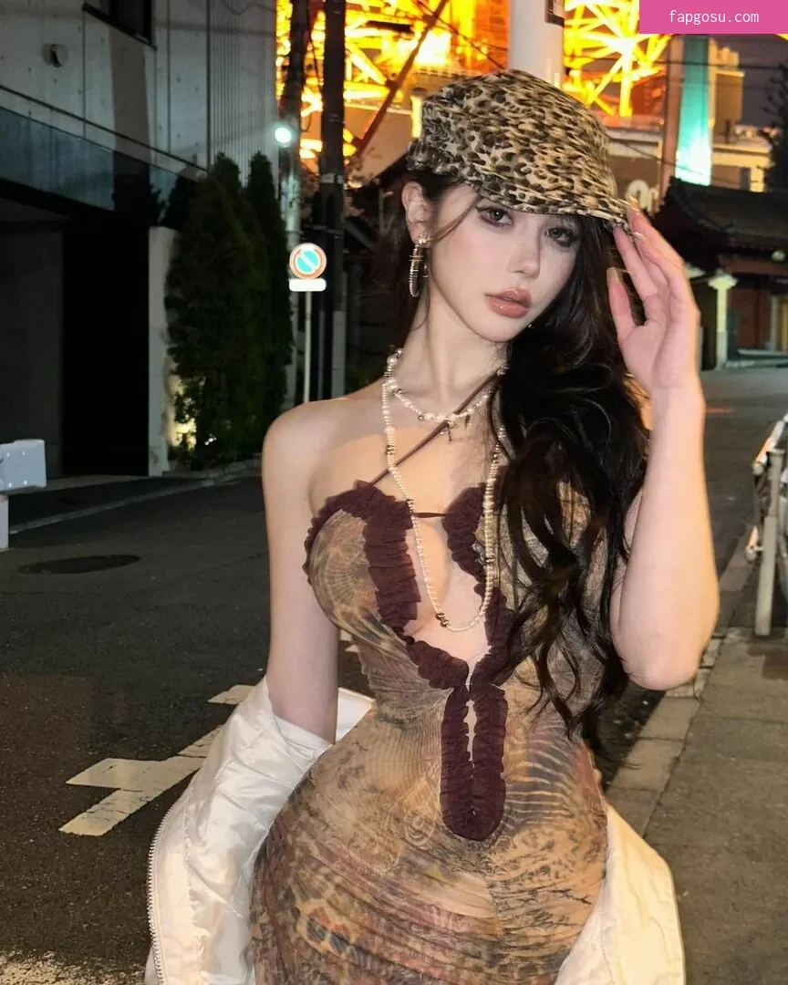 Yuan Sayuki Weme