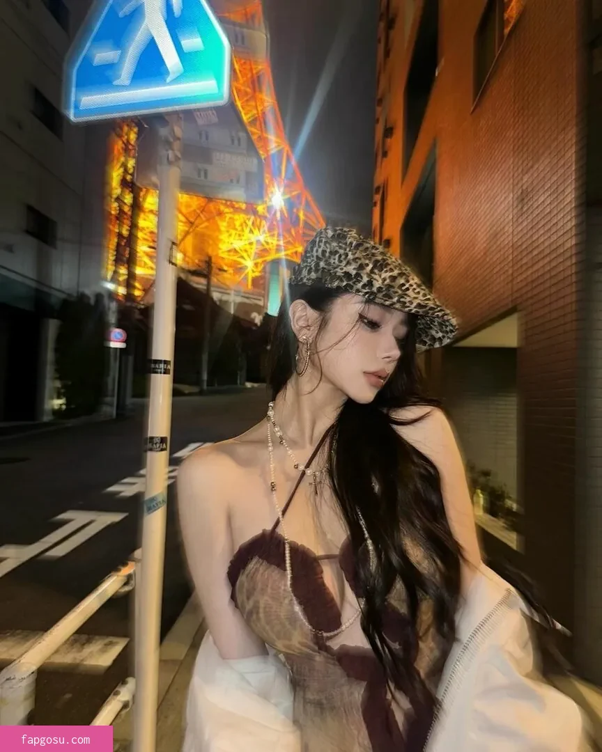 Yuan Sayuki Weme