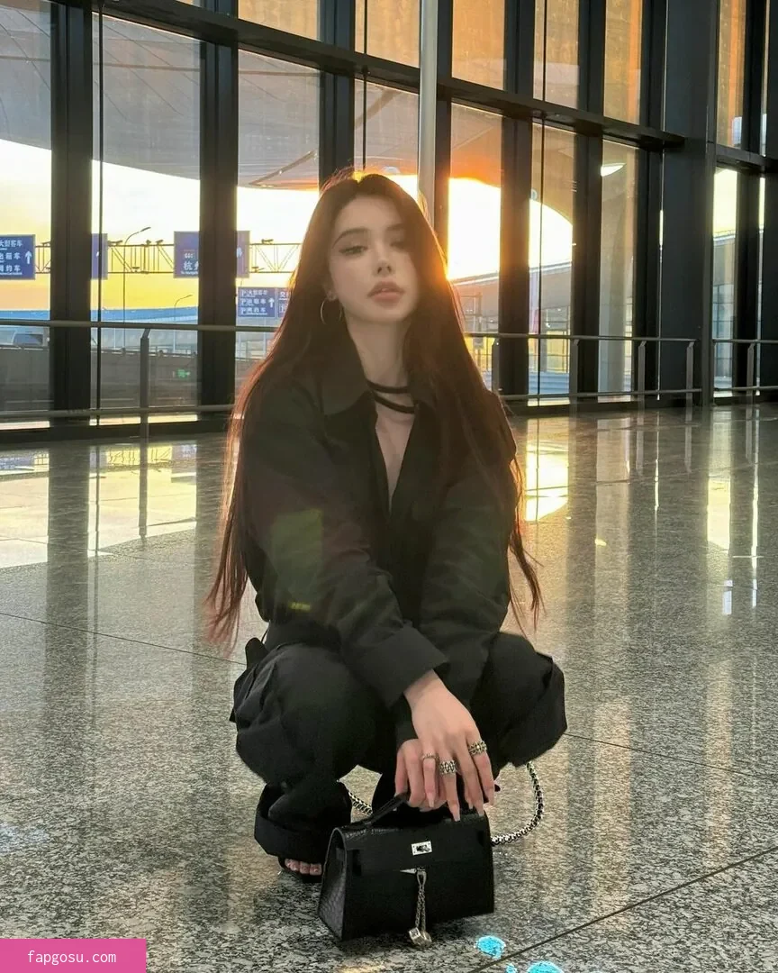 Yuan Sayuki Weme