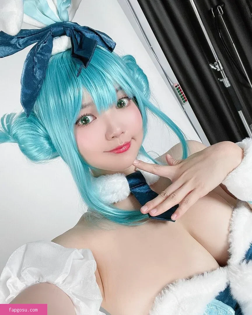 Ying Tze