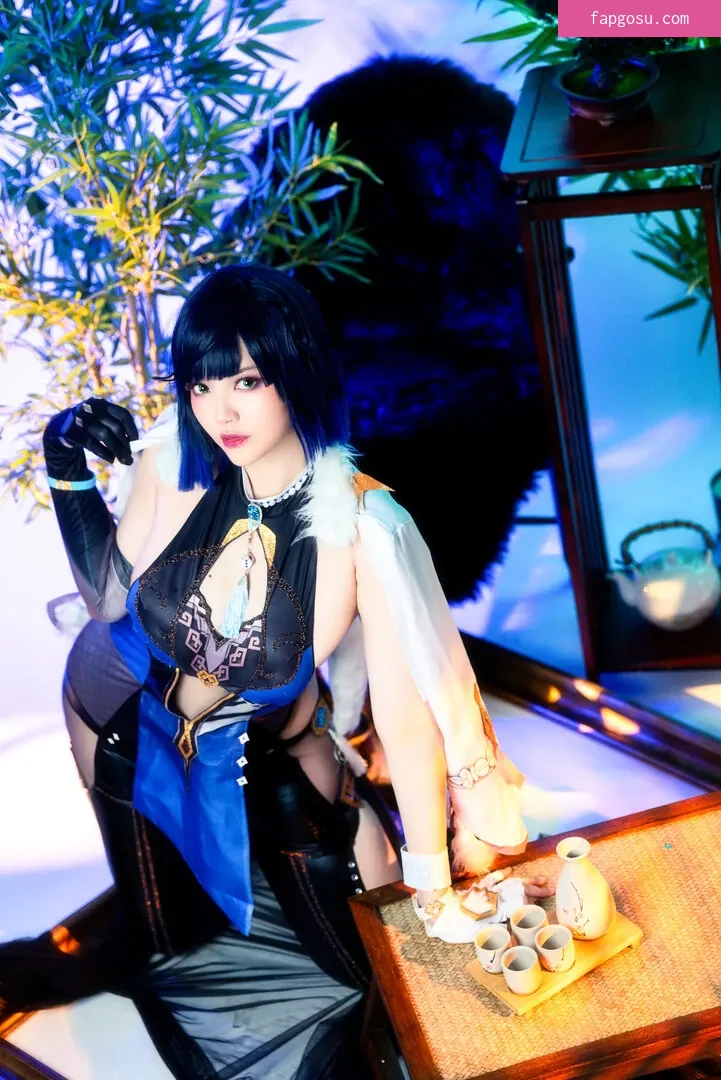 Ying Tze