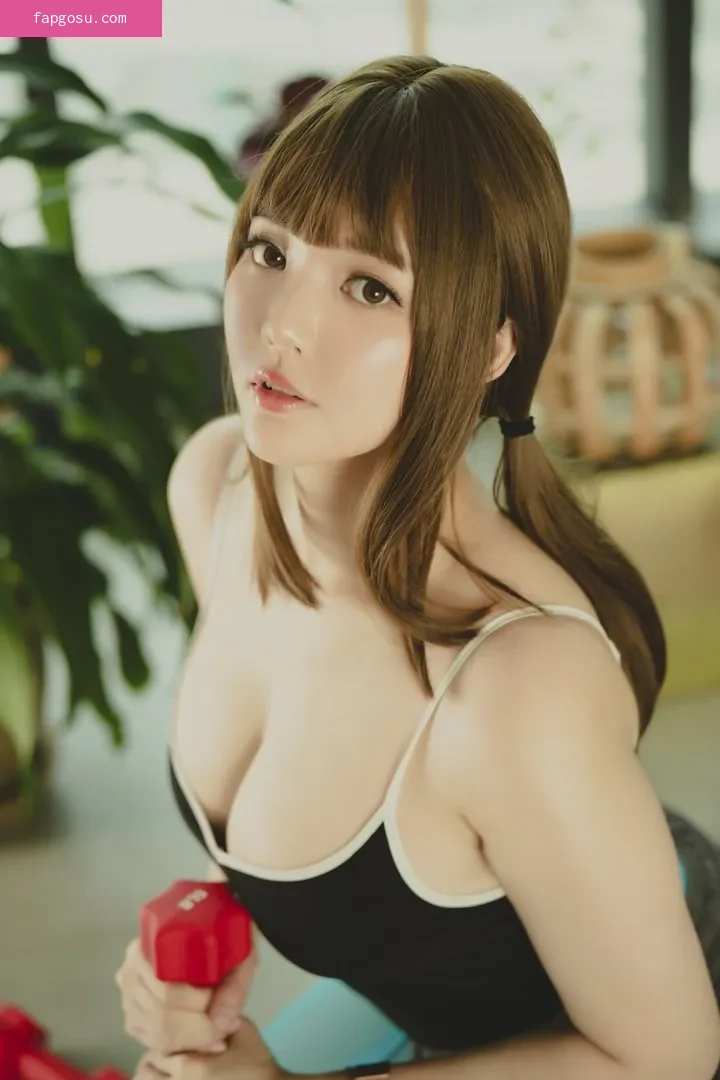Ying Tze