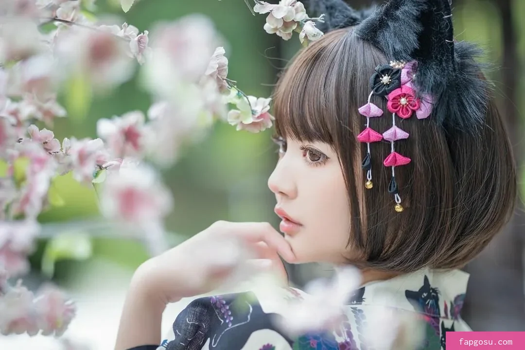 Ying Tze